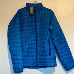 Patagonia men’s nano puff jacket